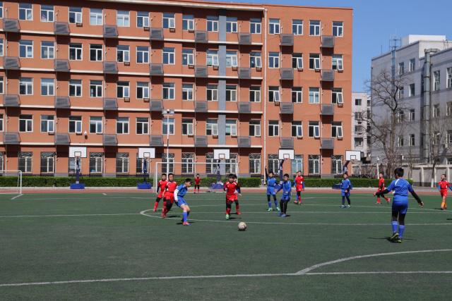 夏联-湖人不敌绿军5连败 布朗尼5中1得到2分